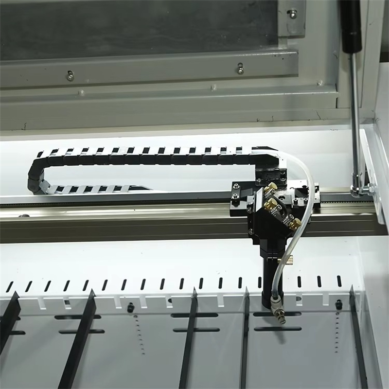CO2 Laser Engraving & Cutting  - đánh giá và giá Co2 Laser Engraving Machine